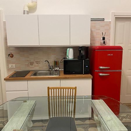 Touristhouse Monopoli 10 Bed and Breakfast Εξωτερικό φωτογραφία