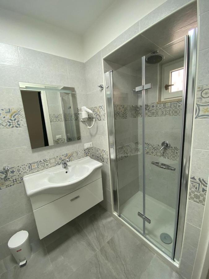 Touristhouse Monopoli 10 Bed and Breakfast Εξωτερικό φωτογραφία