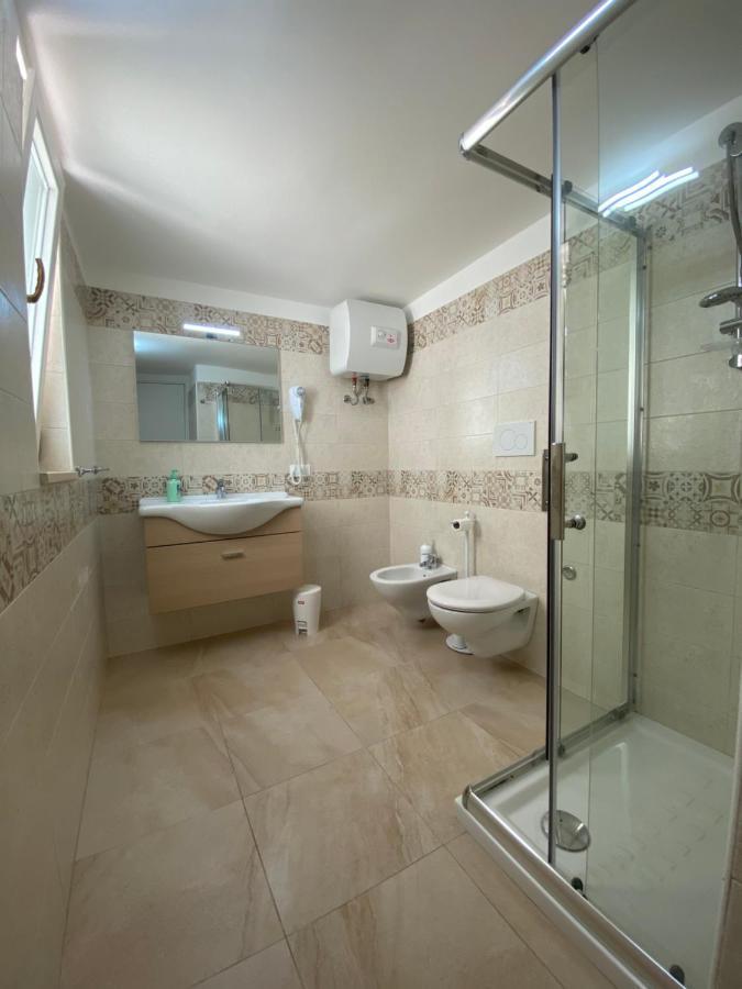 Touristhouse Monopoli 10 Bed and Breakfast Εξωτερικό φωτογραφία