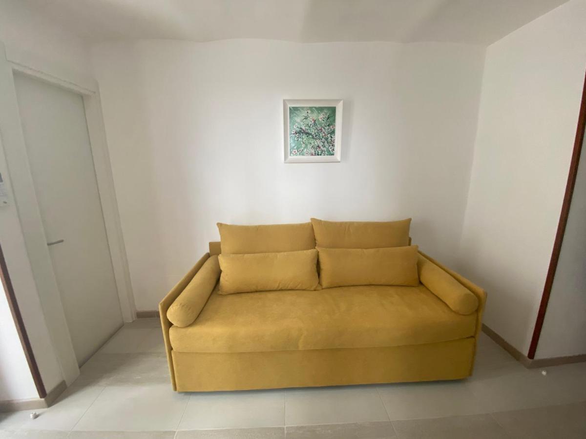 Touristhouse Monopoli 10 Bed and Breakfast Εξωτερικό φωτογραφία
